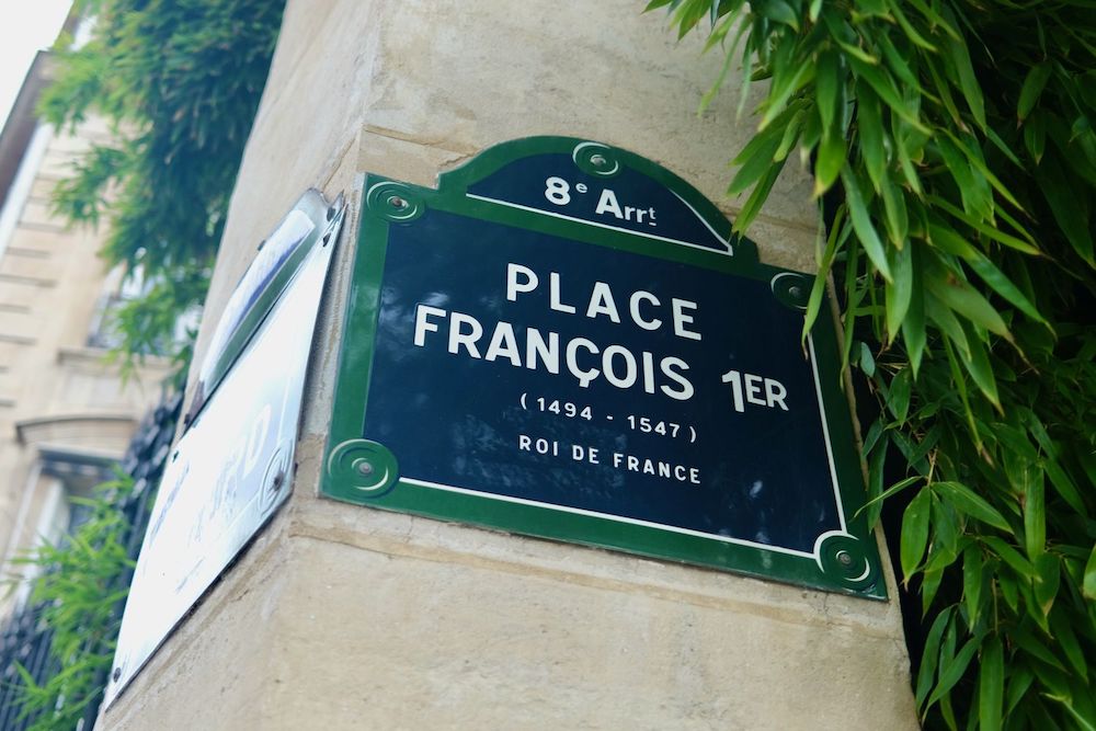 Place François 1er Paris_DSCF3760