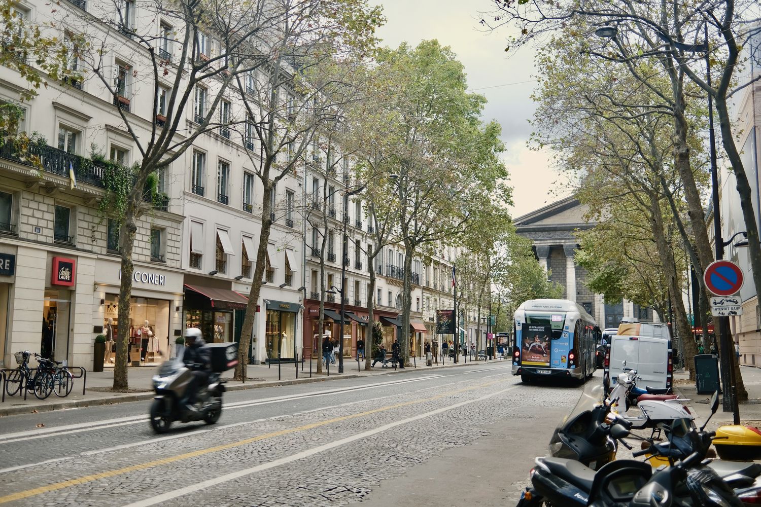 Rue Tronchet Paris_DSCF3691