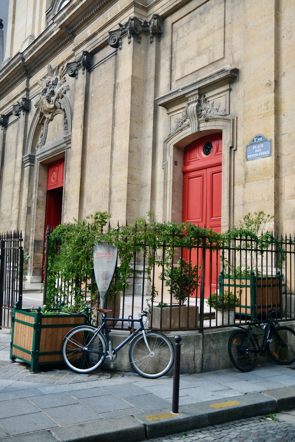 Vivienne Paris Neighborhood Guide_DSCF3649