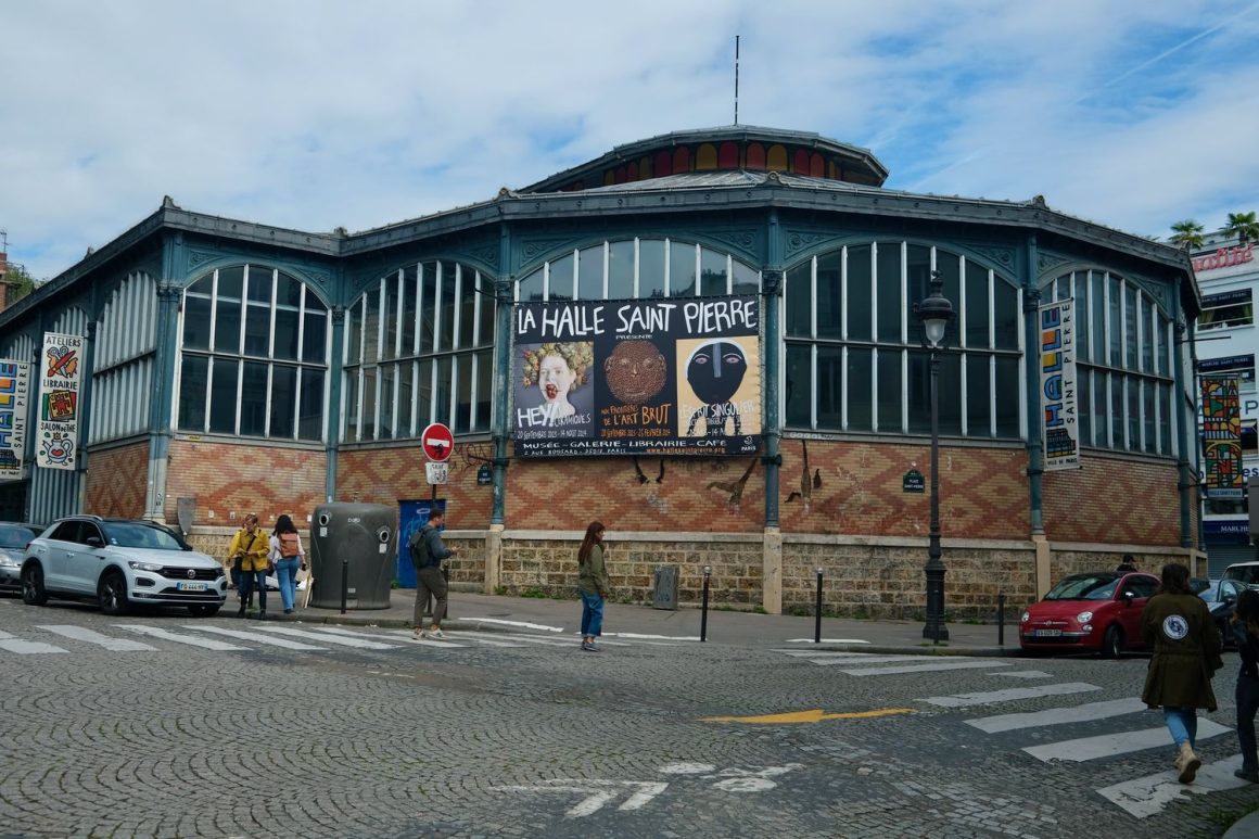 La Halle Saint Pierre Paris_DSCF3995