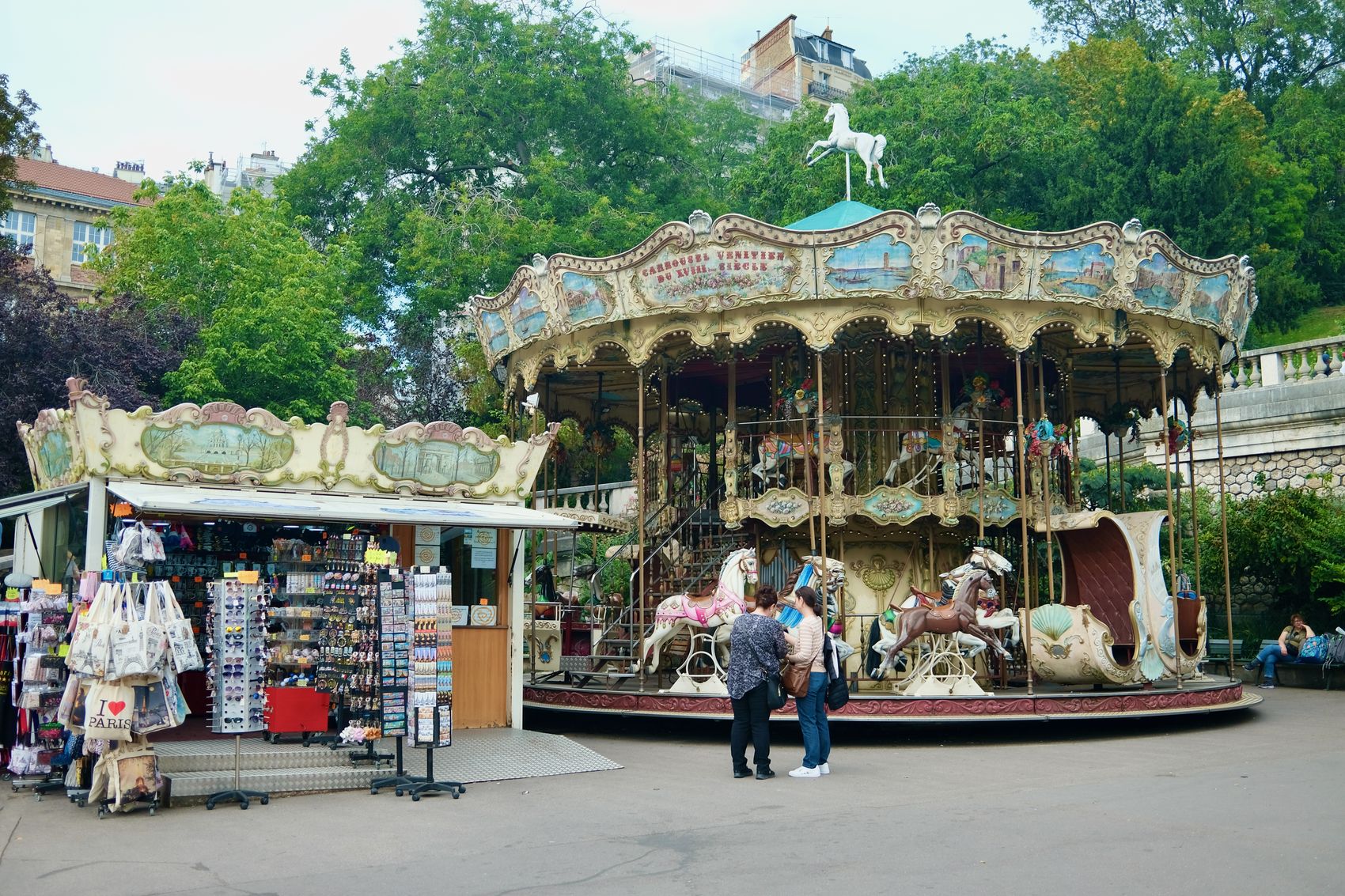 Paris Carousels Montmartre_DSCF3999