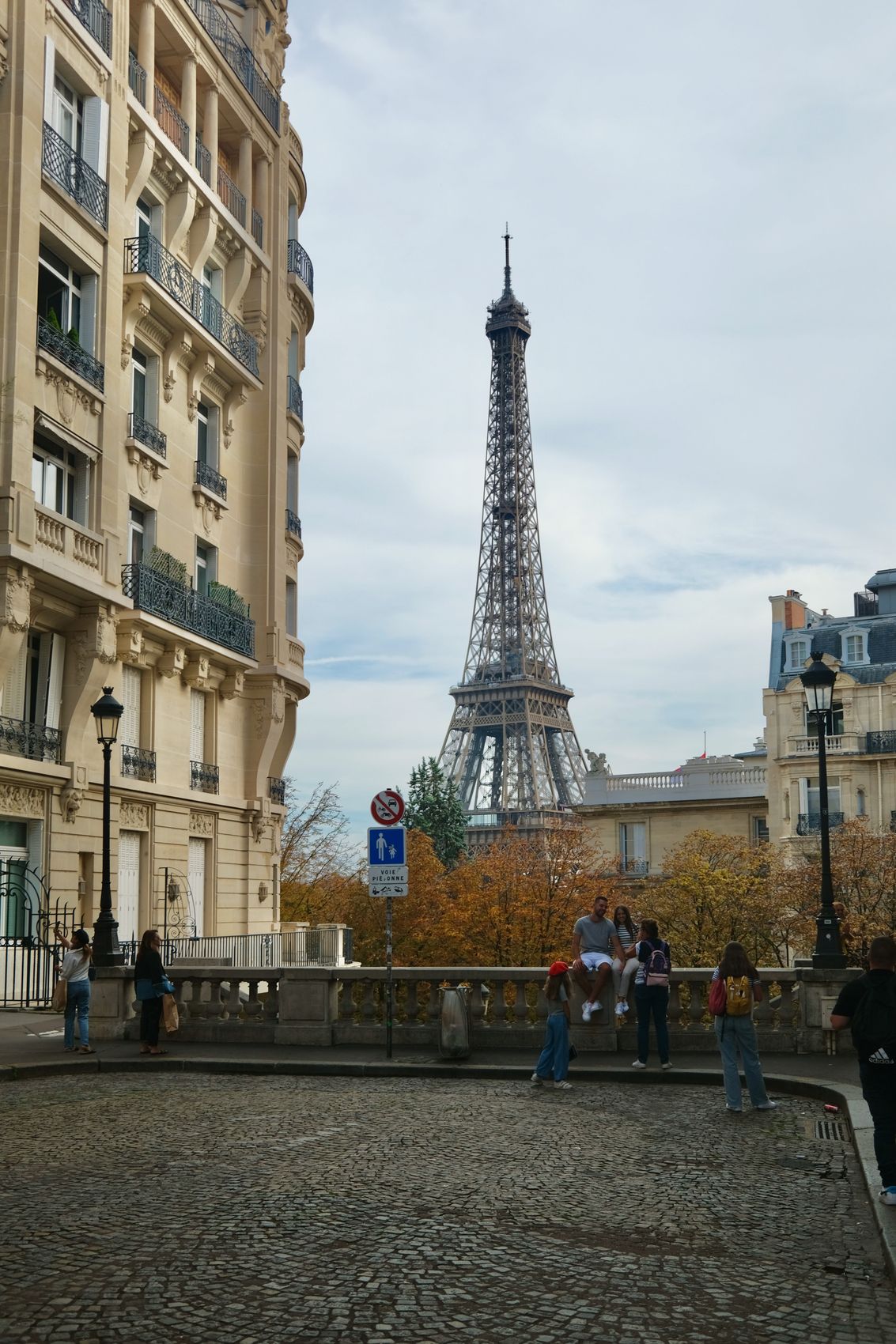 Avenue de Camoens Paris_DSCF4236
