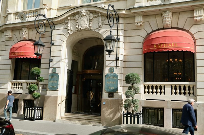 Hôtel Raphael: a glamorous hotel in Paris