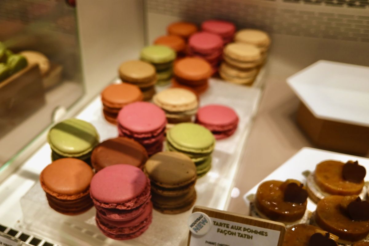 La Grande Épicerie de Paris pastries macarons_DSCF5360