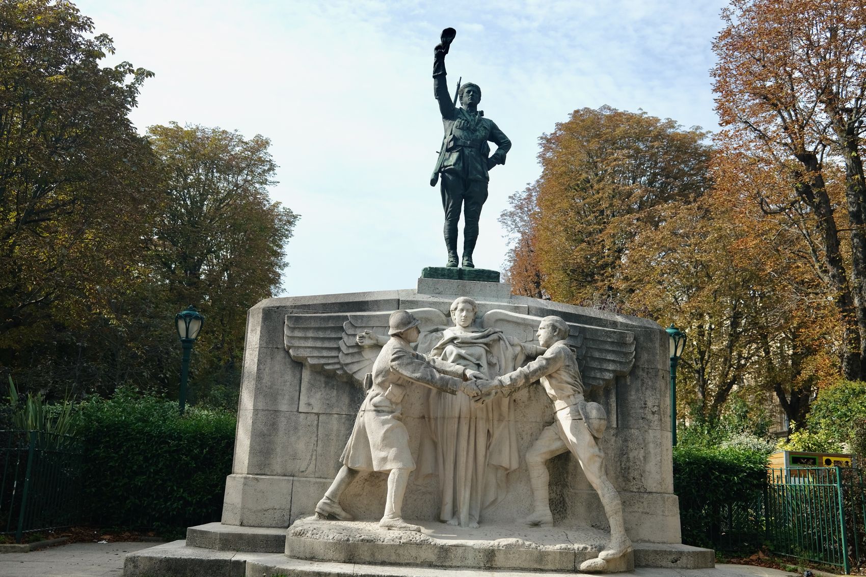 Place des États Unis Monument aux Volontaires américains by Jean Boucher Paris_DSCF4306