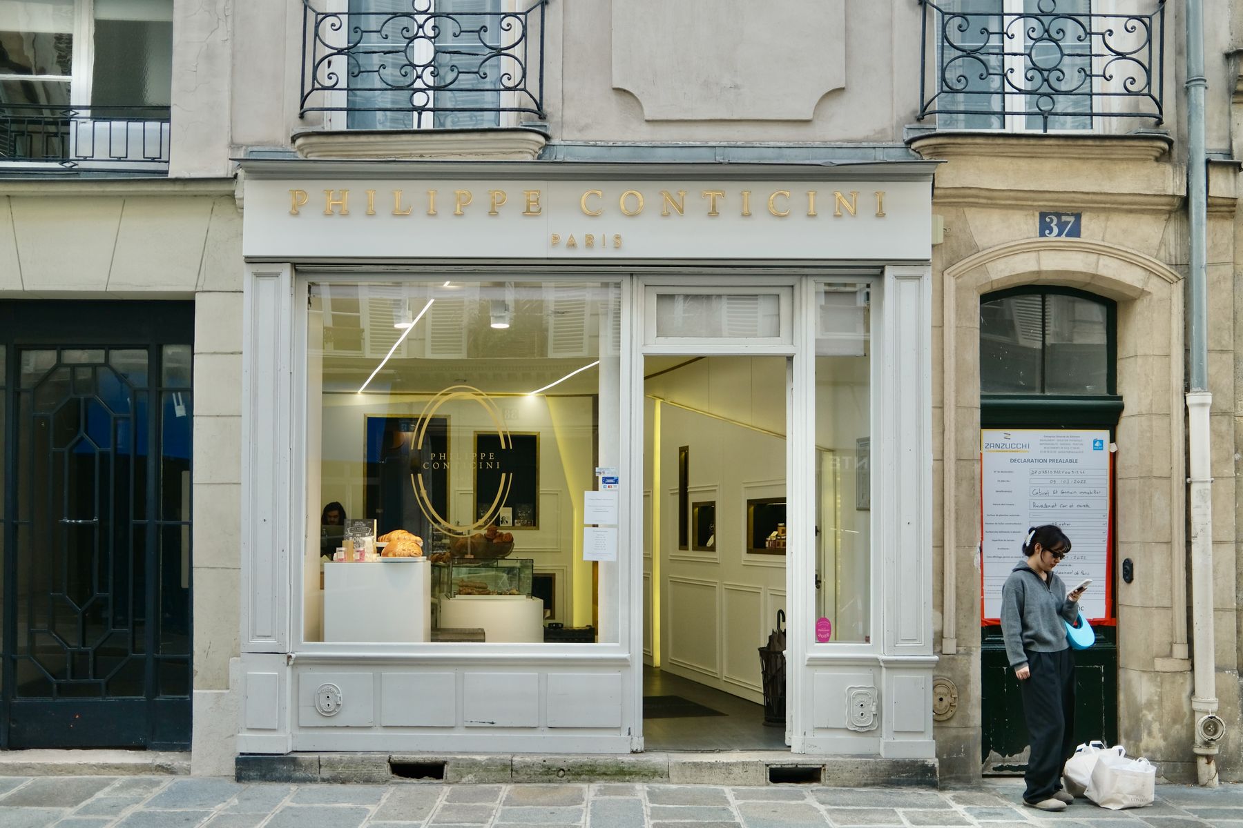 Rue du Bac Paris Philippe Conticini pastry shop DSCF4396
