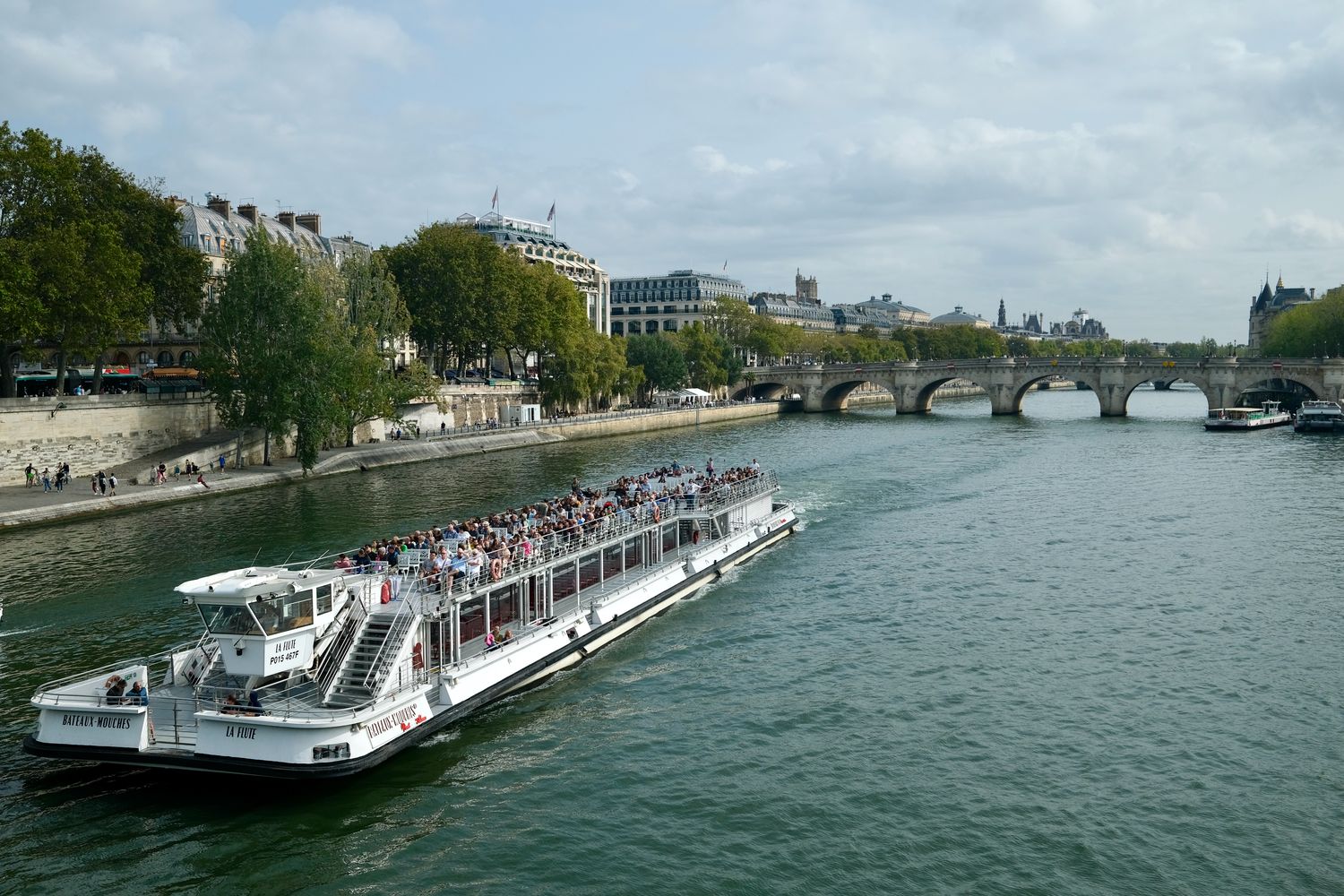 Bateaux Mouches_DSCF4510