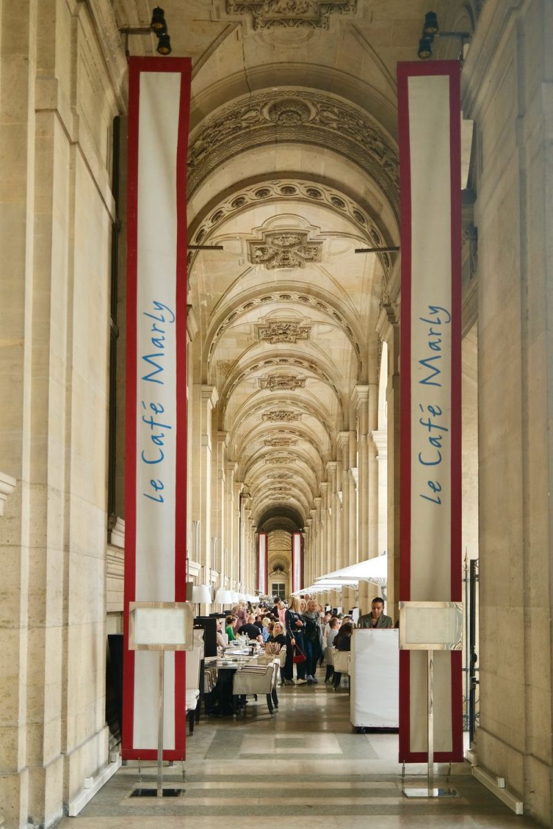 Café Marly: a chic restaurant across from the Louvre in Paris