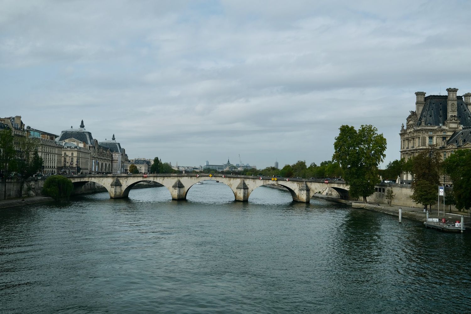 La Seine river Paris_DSCF4488