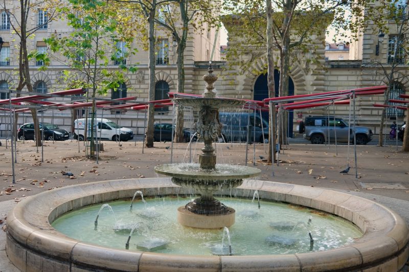 Place Monge: site of one of the best local farmer’s markets in Paris