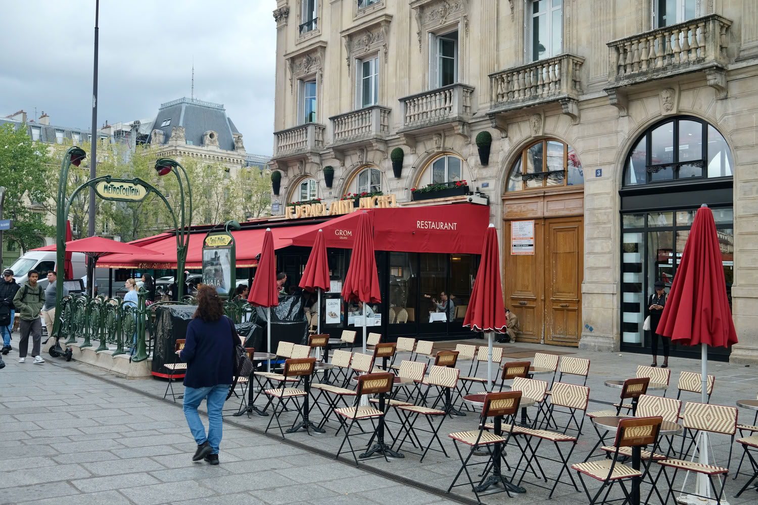 Place Saint Michel Paris_DSCF4836