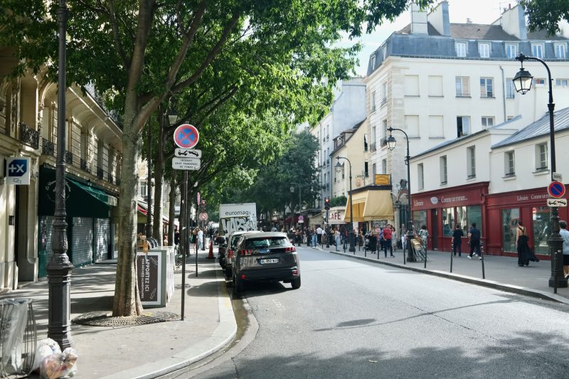 15 Best Spots on Rue de Bretagne in the Marais, Paris