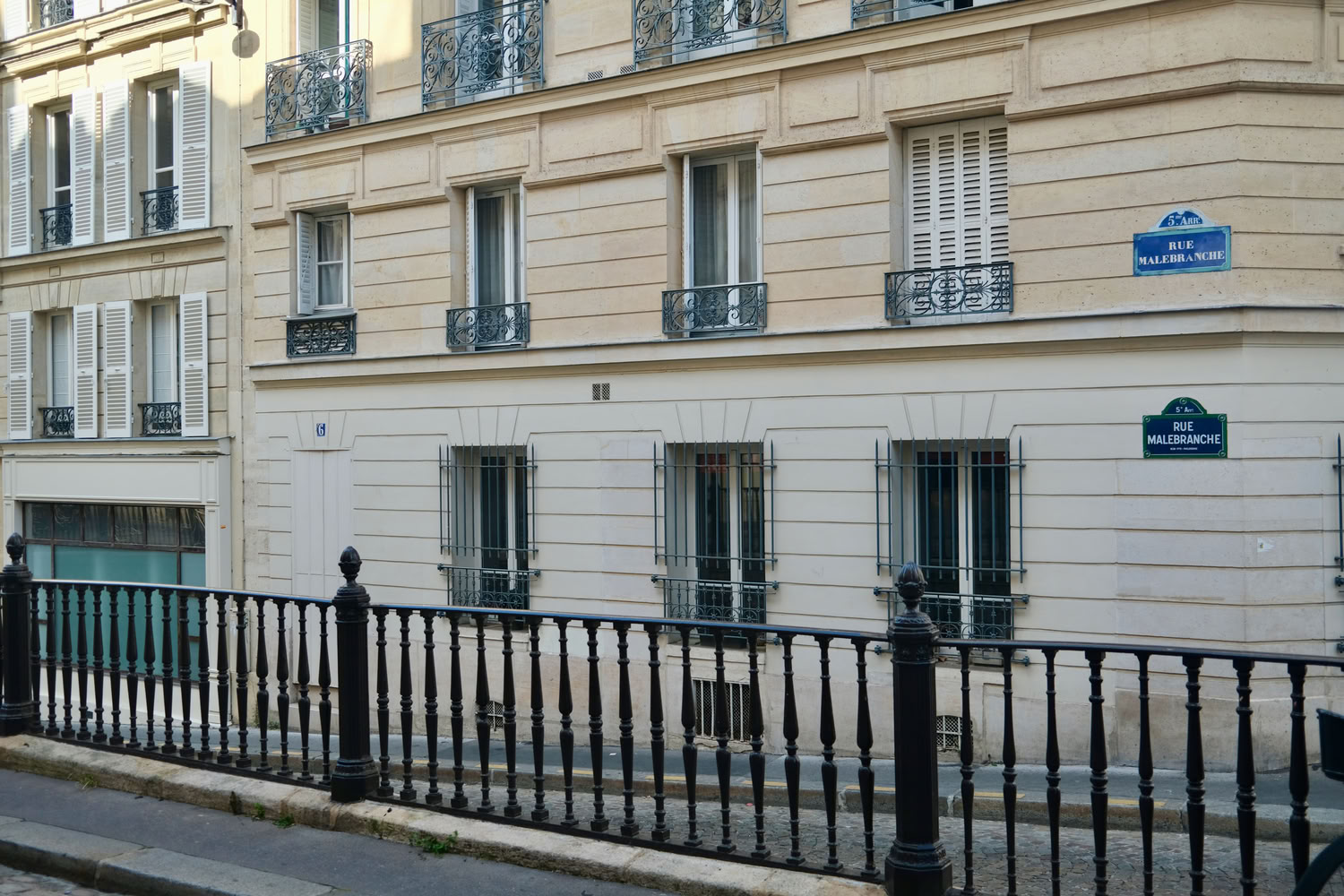 Rue Malebranche Paris_DSCF4954